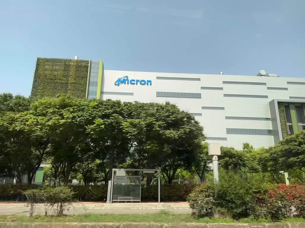 Micron vs Nvidia Stock: $1,540 vs $330, Which Returns More?
